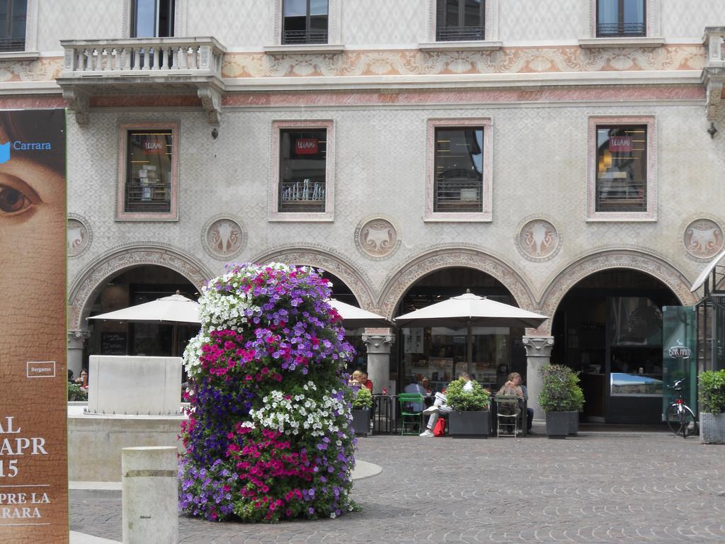 Al Centro Storico Leilighet Bergamo Eksteriør bilde